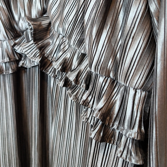 NWT Plus Black Pleated Long Sleeve Ruffle Detail Maxi Dress Size 28 Women - Picture 8 of 16